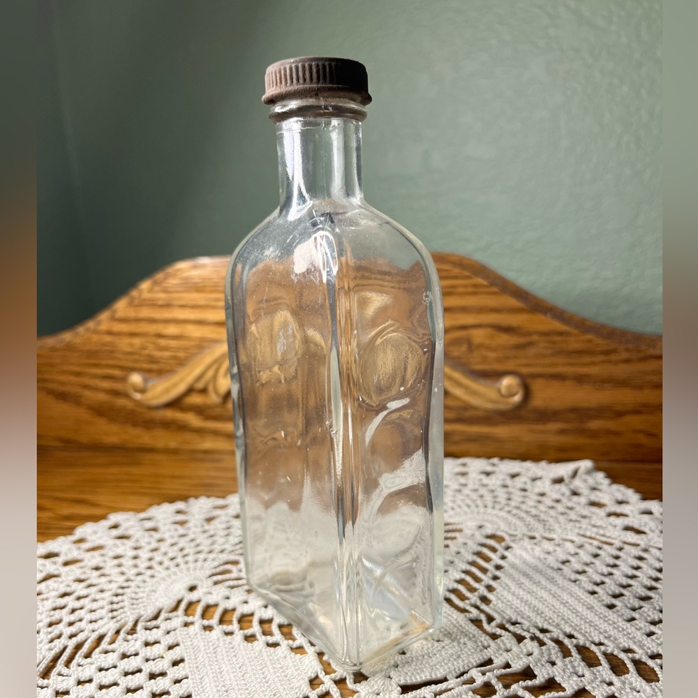 Antique Clear Glass Apothecary Bottle w/ Metal Screw Cap Farmhouse Decor